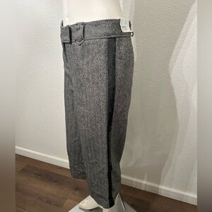 NWT LOFT Ann Taylor Fit Cropped Side Sequin Capri Pants Black-Grey